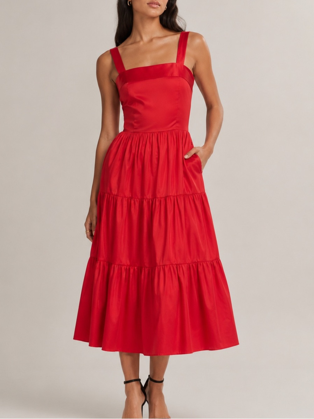 Alice + Olivia Saige Tiered Midi Dress Size 4 Red Corset Pocket Christmas Event